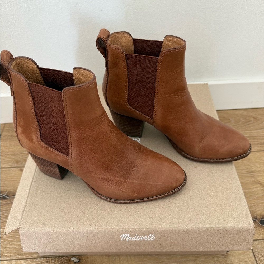 Madewell Regan Heeled Chelsea Boots - Picture 5 of 11